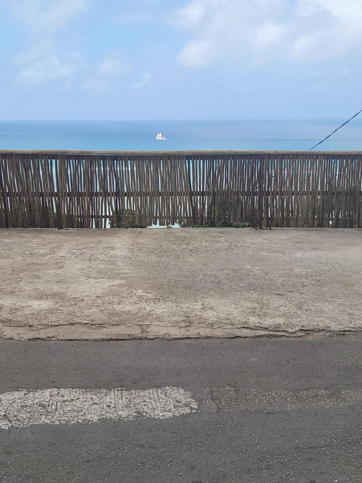 日落景自助公寓 昂斯布瓦洛 外观 照片